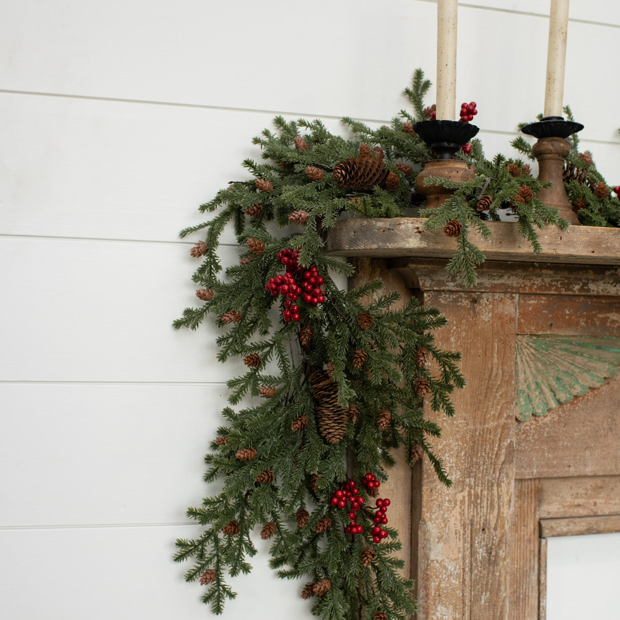 Pine, Pinecones & Berry Garland 152cm