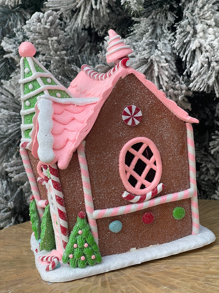 Gingerbread Candy Chalet with LED