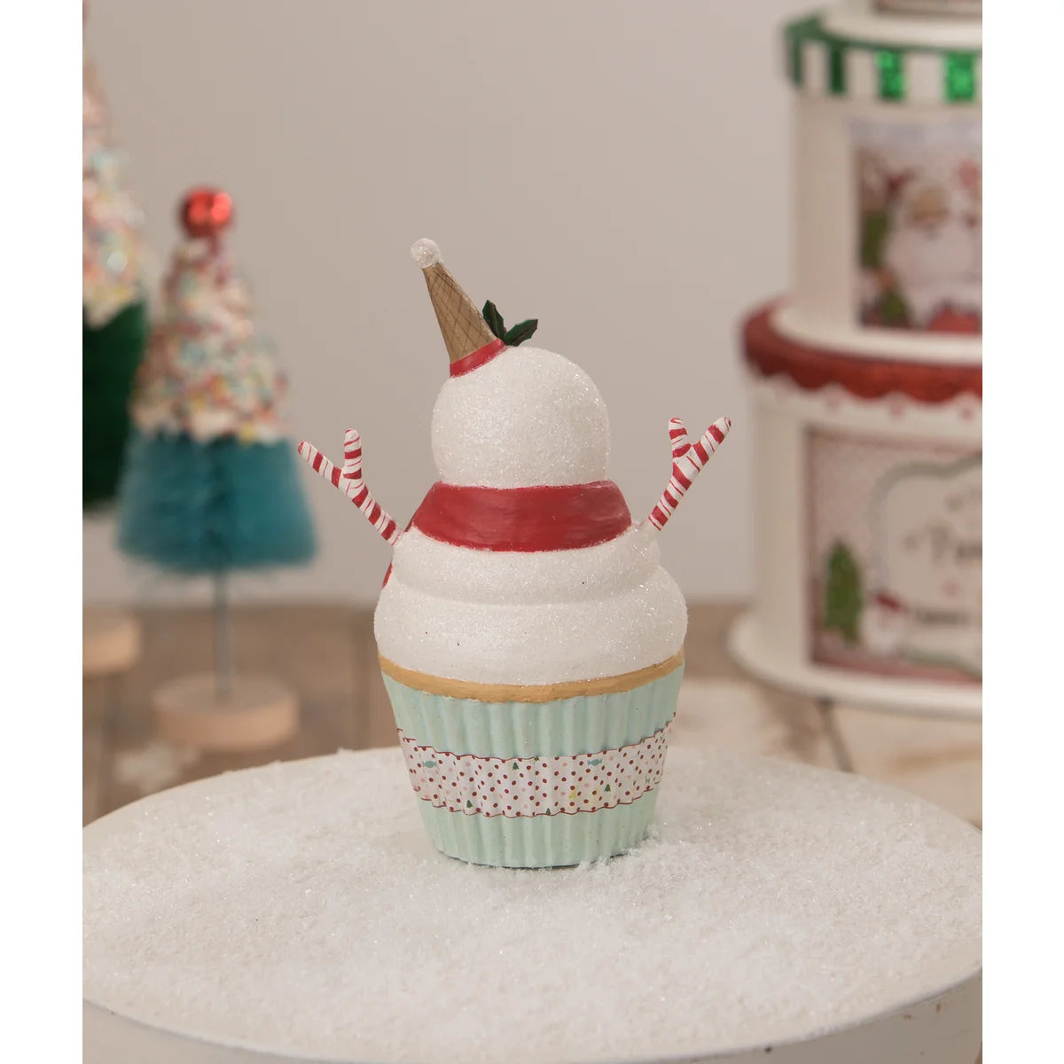 TL1362 - Mr. Snow Cupcake Container